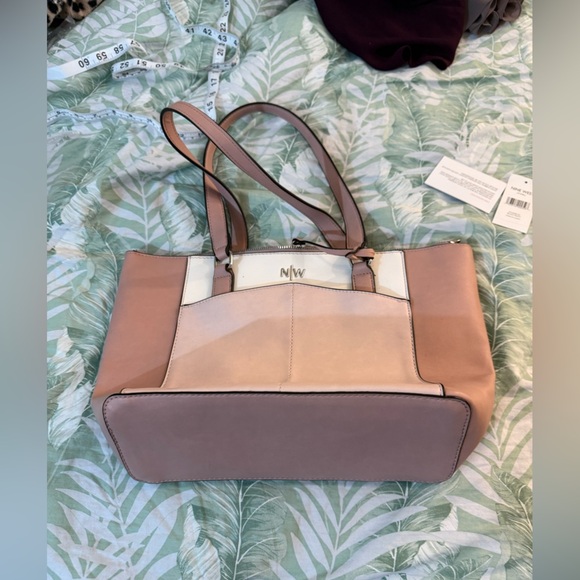 Nine West Blush and Cream Atwell Tote - New, tags removed - Picture 5 of 10